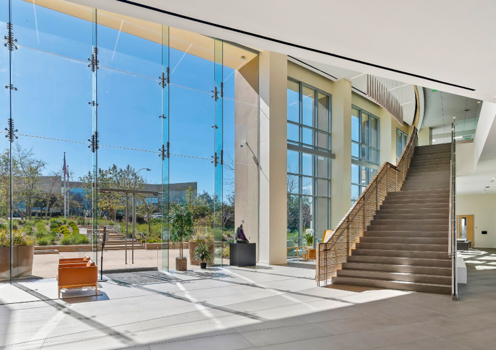 OP_IonisCampus_InteriorEntryway_2830WhiptailLoop_SanDiego_CA_PHO.png